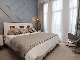 The Lodge @ Racecourse House