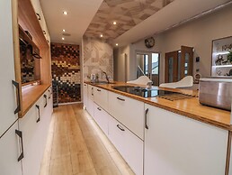 The Lodge @ Racecourse House