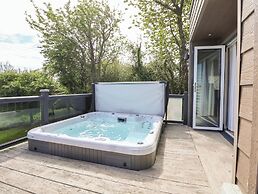 The Lodge @ Racecourse House