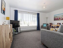 3 Elm Court