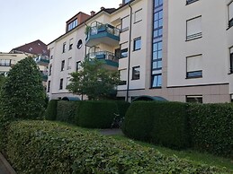 Elegant Studio Apartment in Düsseldorf Ludenberg