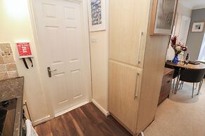 5 Lyonesse Apartments