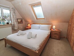 Old Harry Cottage 16