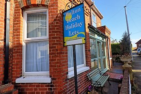 Walton Beach Holiday Lets