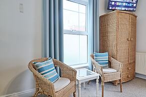 Walton Beach Holiday Lets