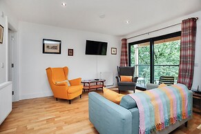 26 Strathtay Lodges