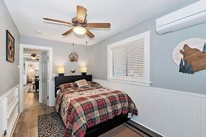 Babbs Getaway Big Bear w Patio Balcony