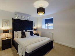 Queen Elizabeth Suite