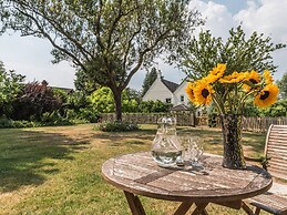 October House Holiday Cabin