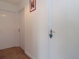 Cotswold Outlet Coach House