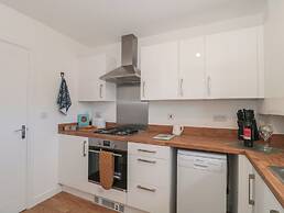 Cotswold Outlet Coach House