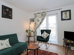 Cotswold Outlet Coach House