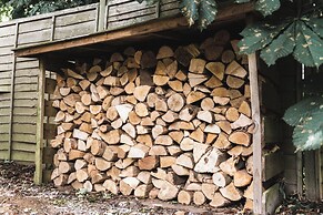 Little Otchan Shepherd's Hut