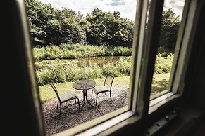 Little Otchan Shepherd's Hut