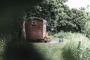 Little Otchan Shepherd's Hut