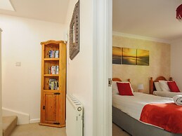 Valley Lodge 26