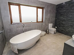 85A Braybrooke Road