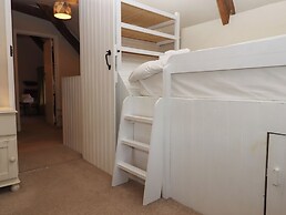 Cherryblossom Cottage