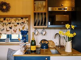 Lillie's Shepherds Hut at Shepherds Lodge