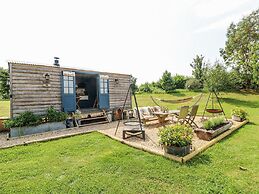 Lillie's Shepherds Hut at Shepherds Lodge