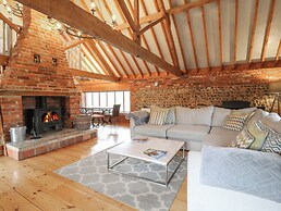 Bridge Barn