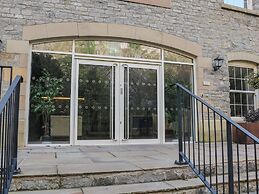 2 Rock Mill Holiday Apartments