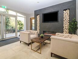 2 Rock Mill Holiday Apartments