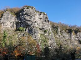 28 Rock Mill Holiday Apartments