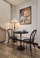 SOHO Suites - BenThanh Market & SG Heart