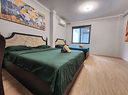 SOHO Suites - BenThanh Market & SG Heart