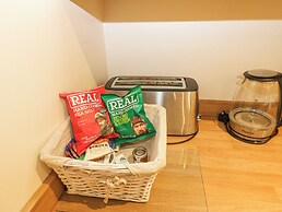 Walworth Castle Holiday Cottage