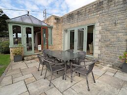 Walworth Castle Lodge