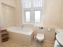 Walworth Castle Lodge