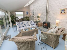 Curlew House