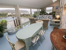 Curlew House