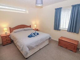 Kittiwake, Apartment 22