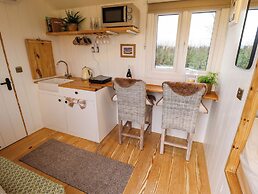 Shepherds Hut - Ash