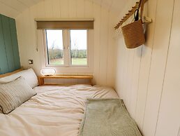 Shepherds Hut - Ash