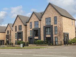 4 Rockcliffe Grange