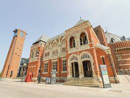 Cherry Blossom Cottage