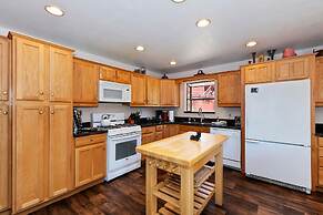 Bear Canyon Cabin Beautiful Views HotTub