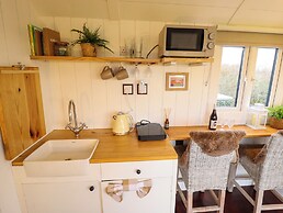 Shepherds Hut - Oak