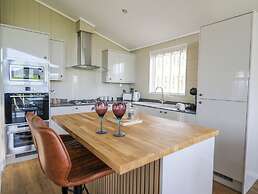 Seren Lodge
