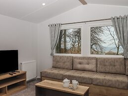 5 Manor Park