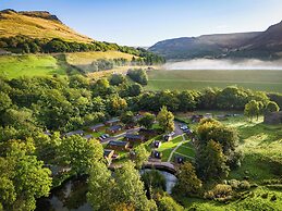Dovestone Pod 17