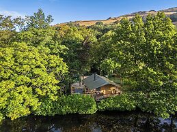 Dovestone Pod 17