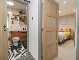 The Cloud House @ Upton by Chester 