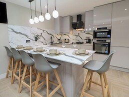 The Cloud House @ Upton by Chester 