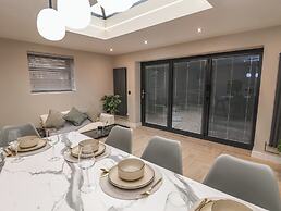 The Cloud House @ Upton by Chester 