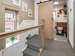 The Cloud House @ Upton by Chester 